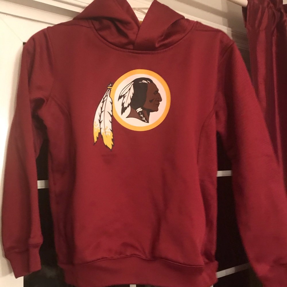 Redskins sweatshirt
